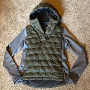 Women’s North Face Jacket